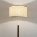 Alia luminaria de pie madera nogal laton lino_D-Luz_02.webp